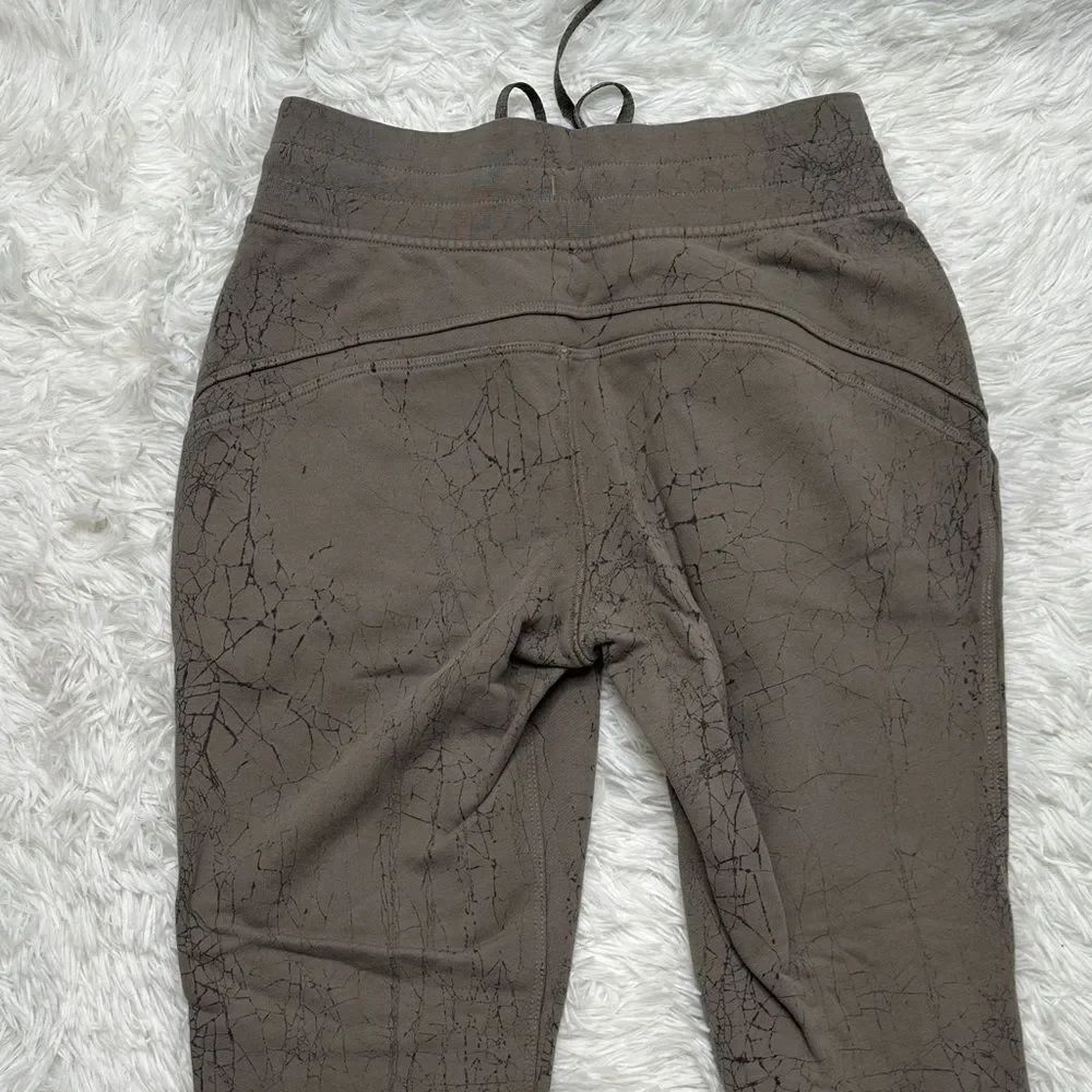 Lululemon Athletica Taupe Cotton Pants - Picture 7 of 8